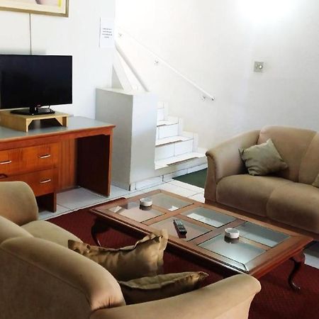 Hotel Sao Paulo Inn Santa Rita do Passa Quatro Eksteriør billede