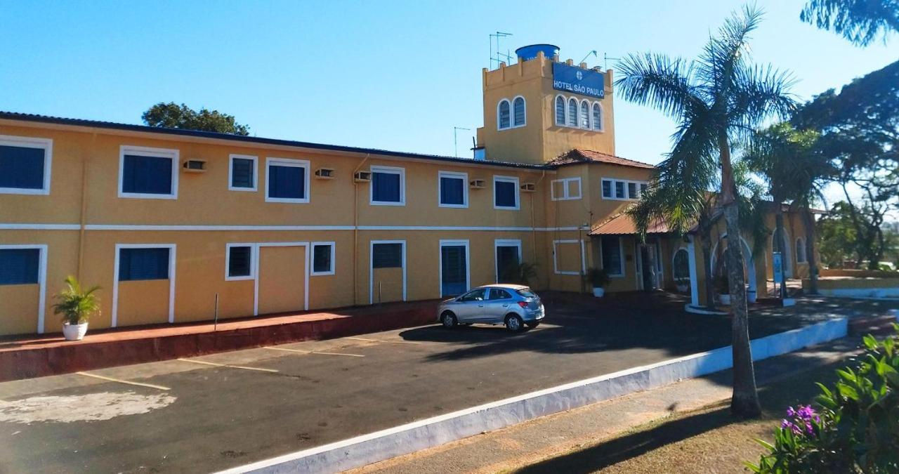 Hotel Sao Paulo Inn Santa Rita do Passa Quatro Eksteriør billede